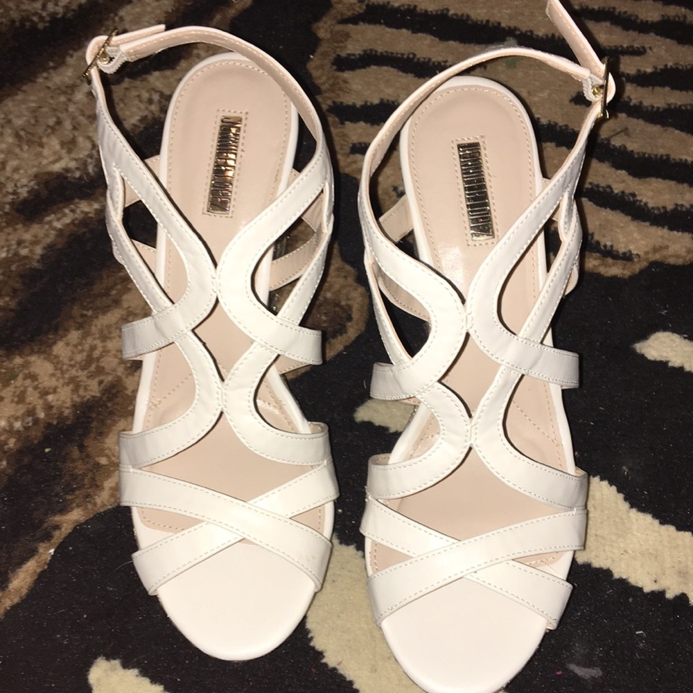 Jennifer Lopez wedges